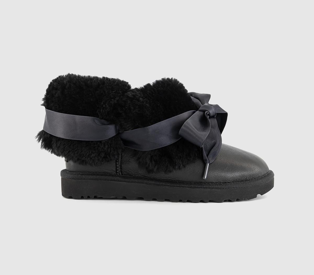 UGGBailey Tie LeatherBlack Leather