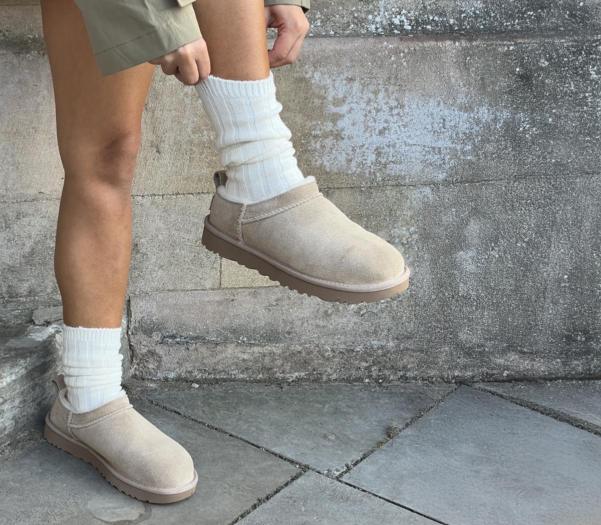 【新品】UGG W Classic Micro 【24.0】 UGG Classic Micro Boots Sand - Flat Shoes for Women
