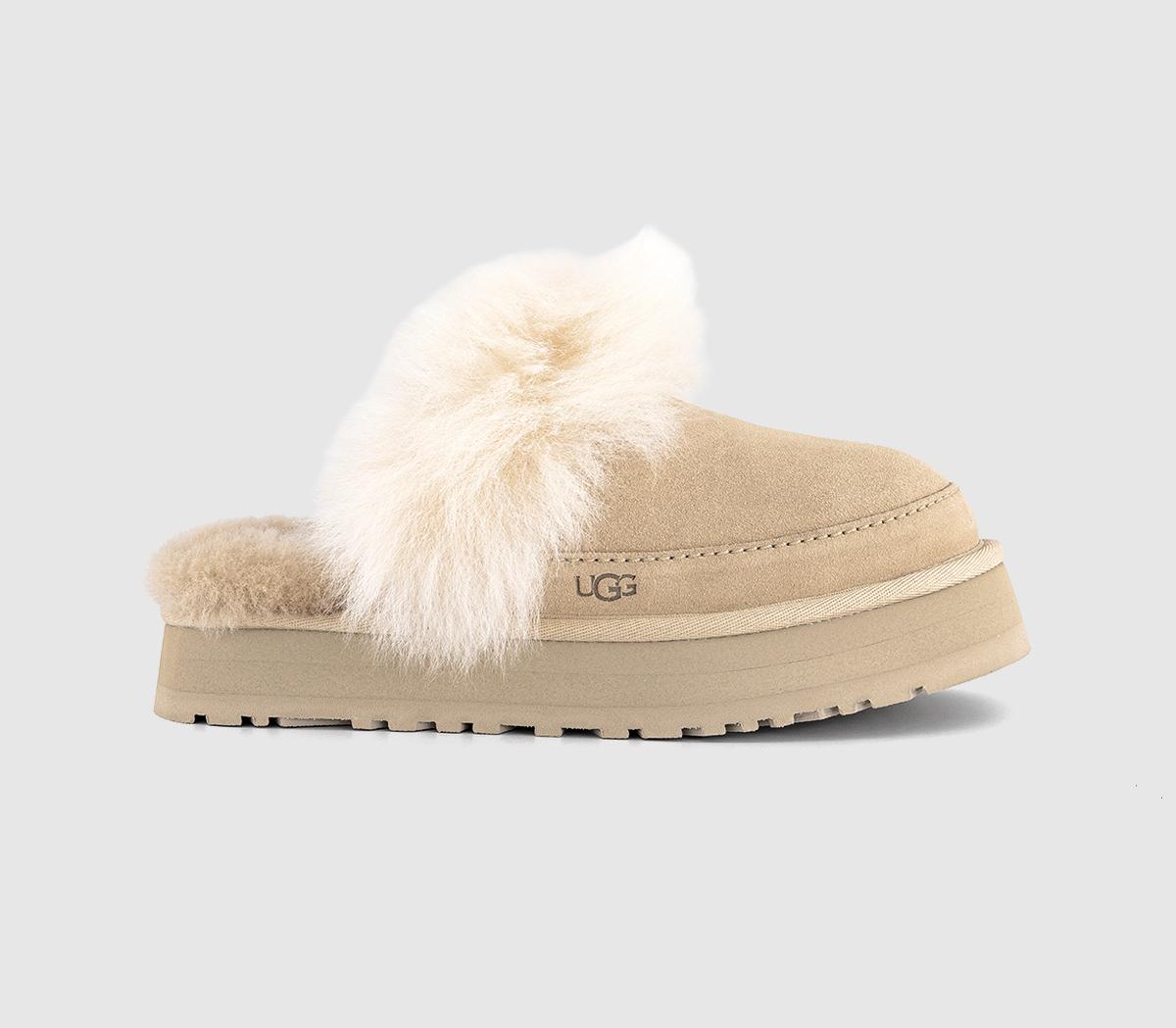 Ugg Disquette Chalet Slippers Sandcastle  Natural in Women's Size 4, Office Shoes