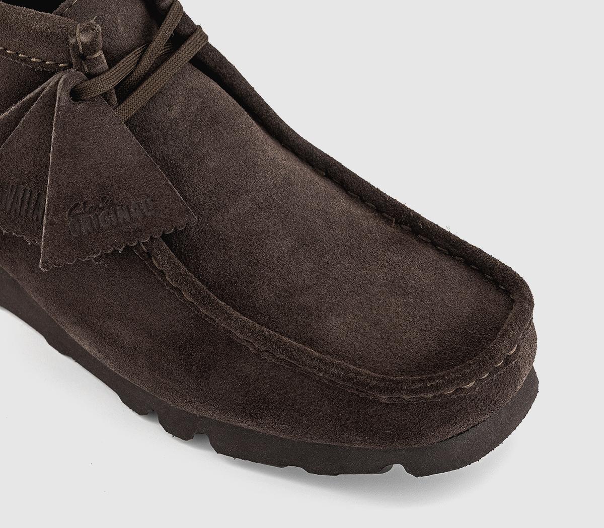 靴 Clarks ORIGINALS Wallabee GTX Suede Clarks Originals Wallabee Gortex Boots Dark Brown - Men's Boots