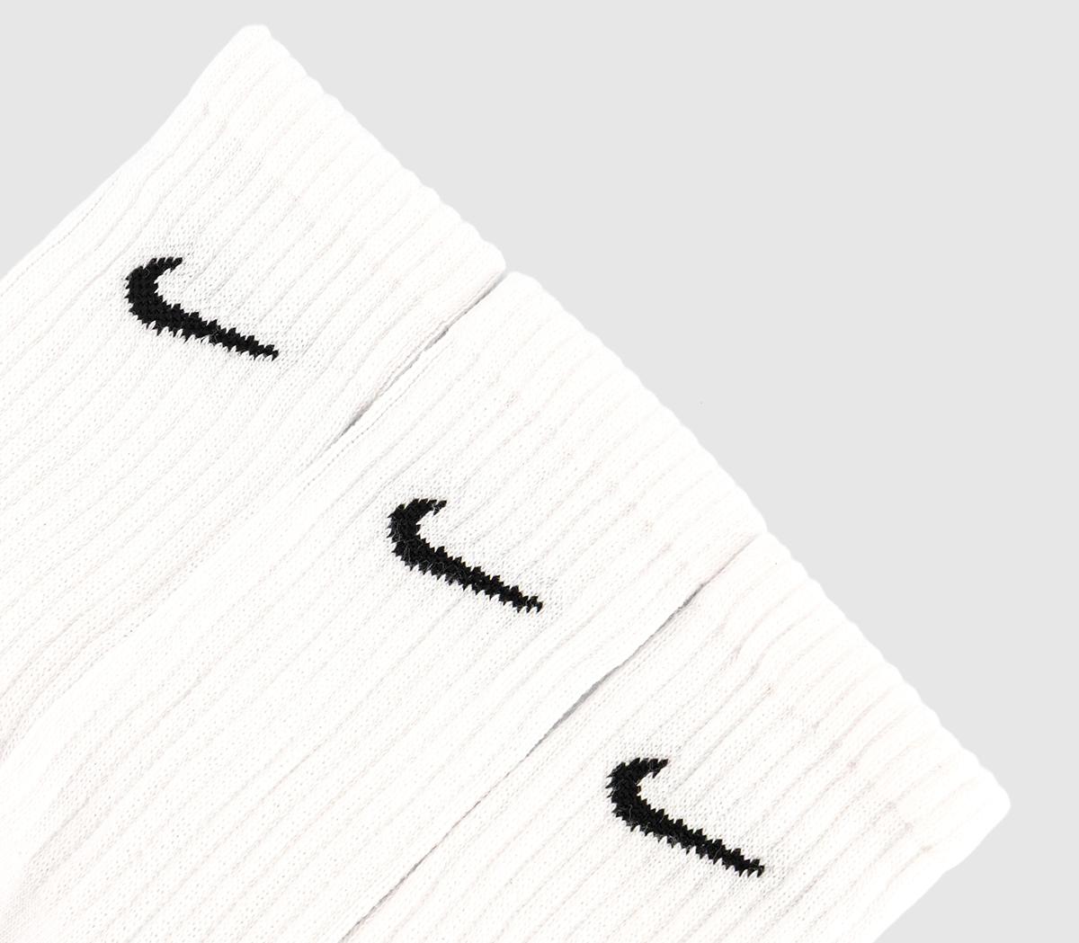 NikeNike Cushioned Socks 3 Pack NikeNike Cushioned Socks 3 PackWhite Black
