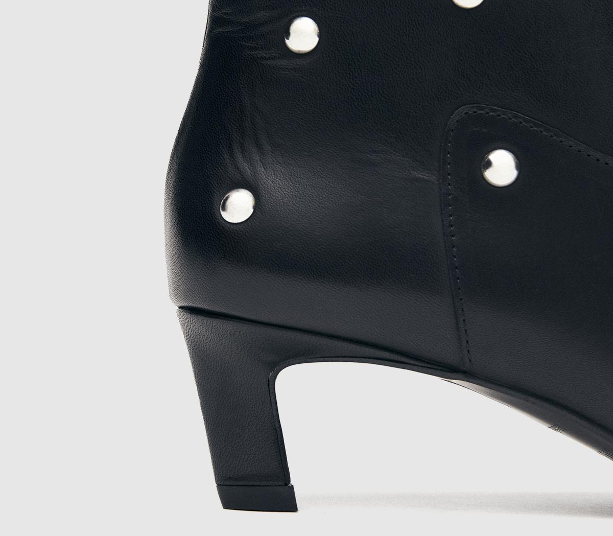 ALOHASNash Studs Ankle BootsBlack Leather