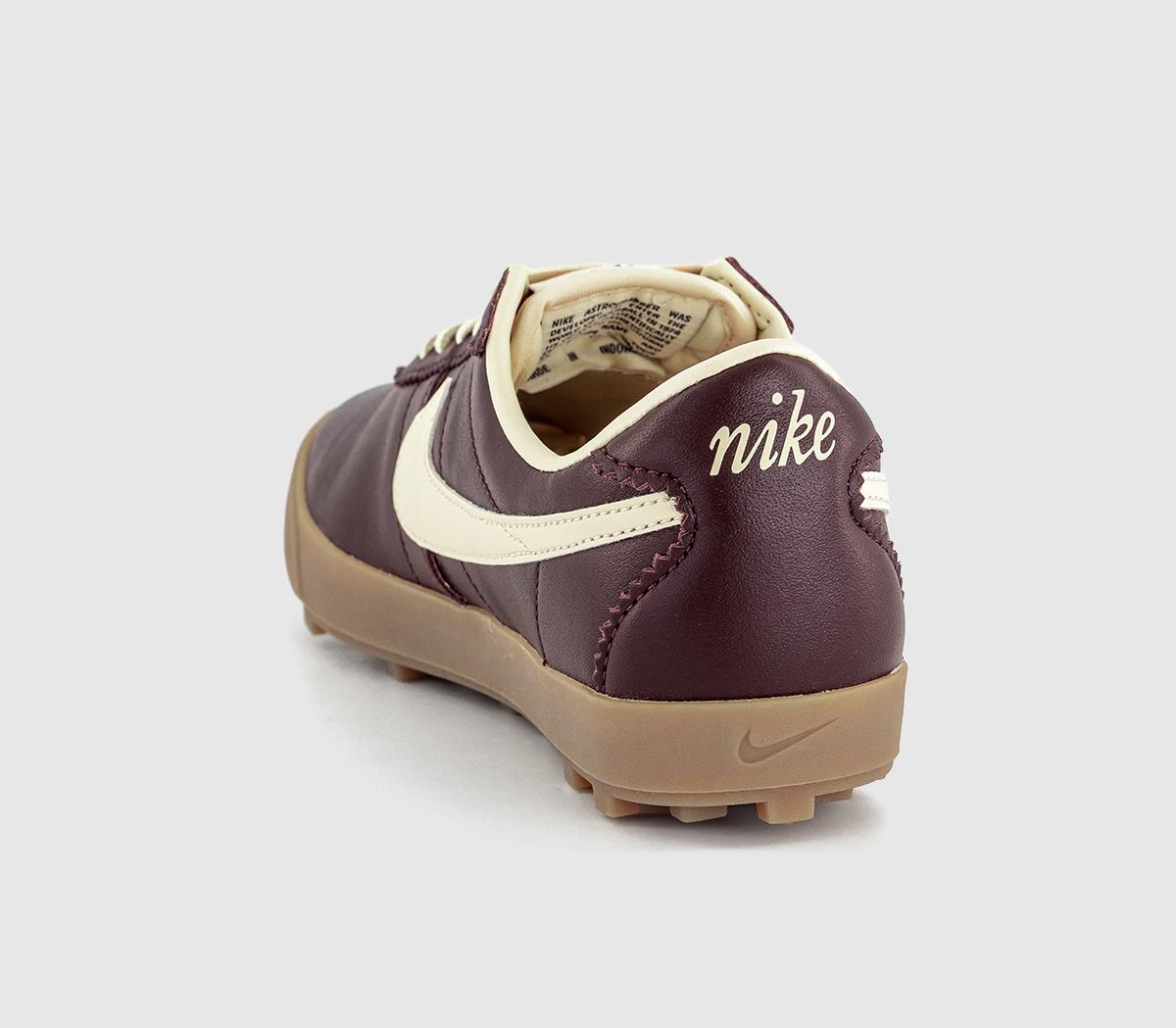 NikeNike Astrograbber TrainersBurgundy Crush Muslin Gum Yellow