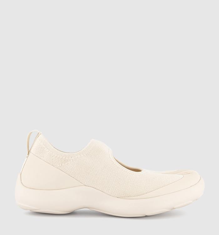 Tabi Tabi Sandals Off White