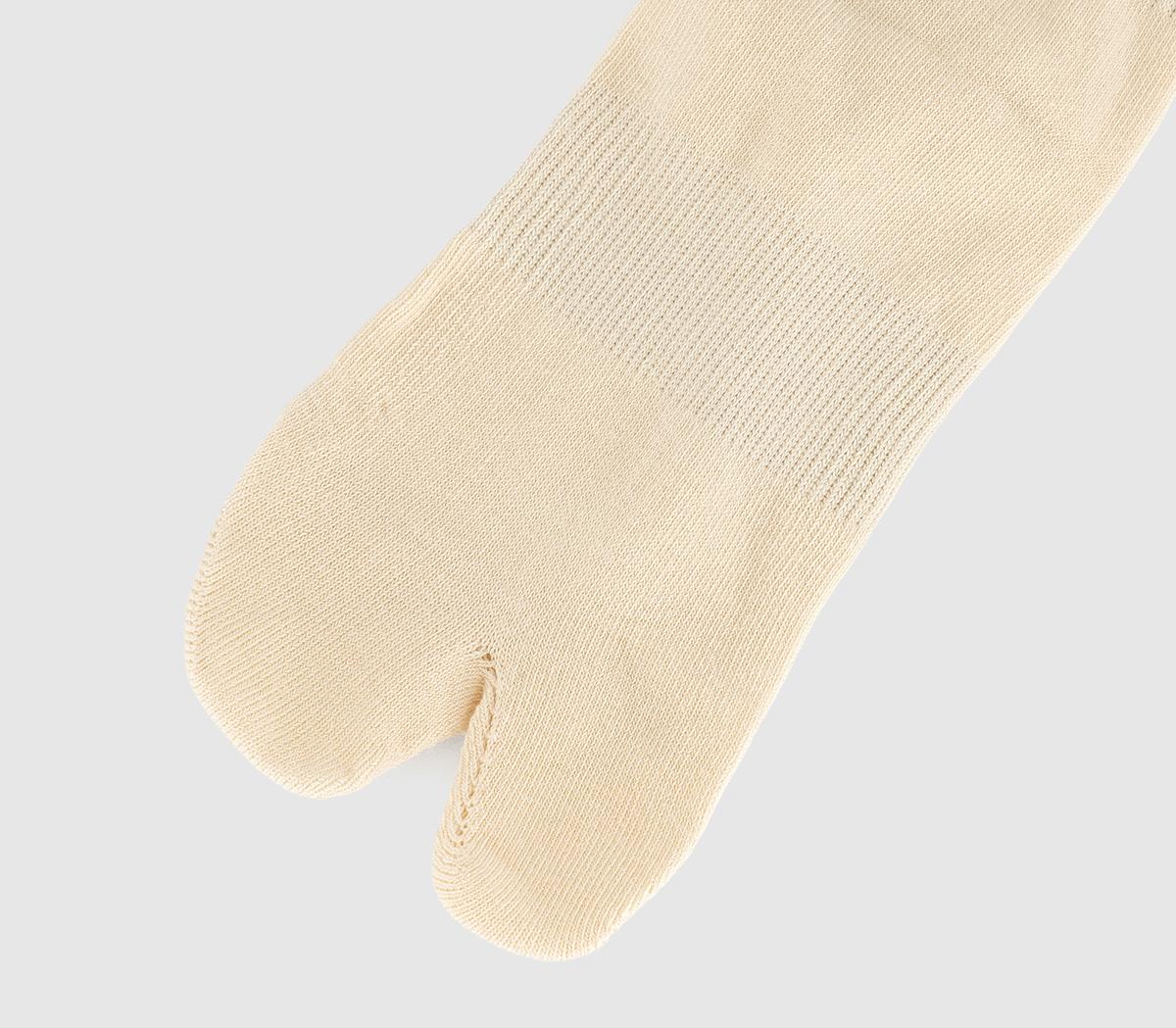 TabiTabi SocksOff White