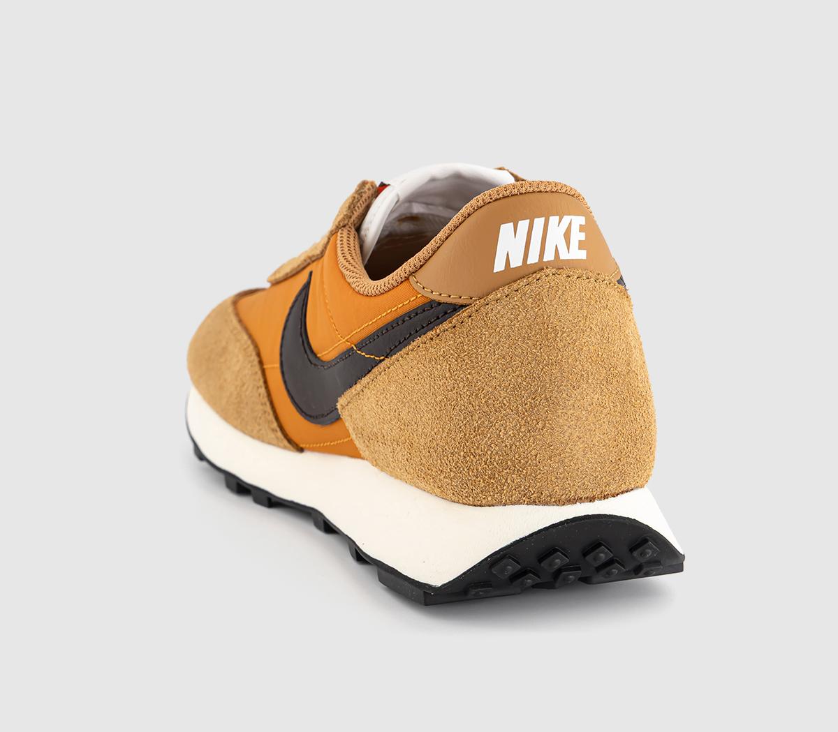NikeDaybreak TrainersFlax Velvet Brown Monarch White Pale Ivory Black S