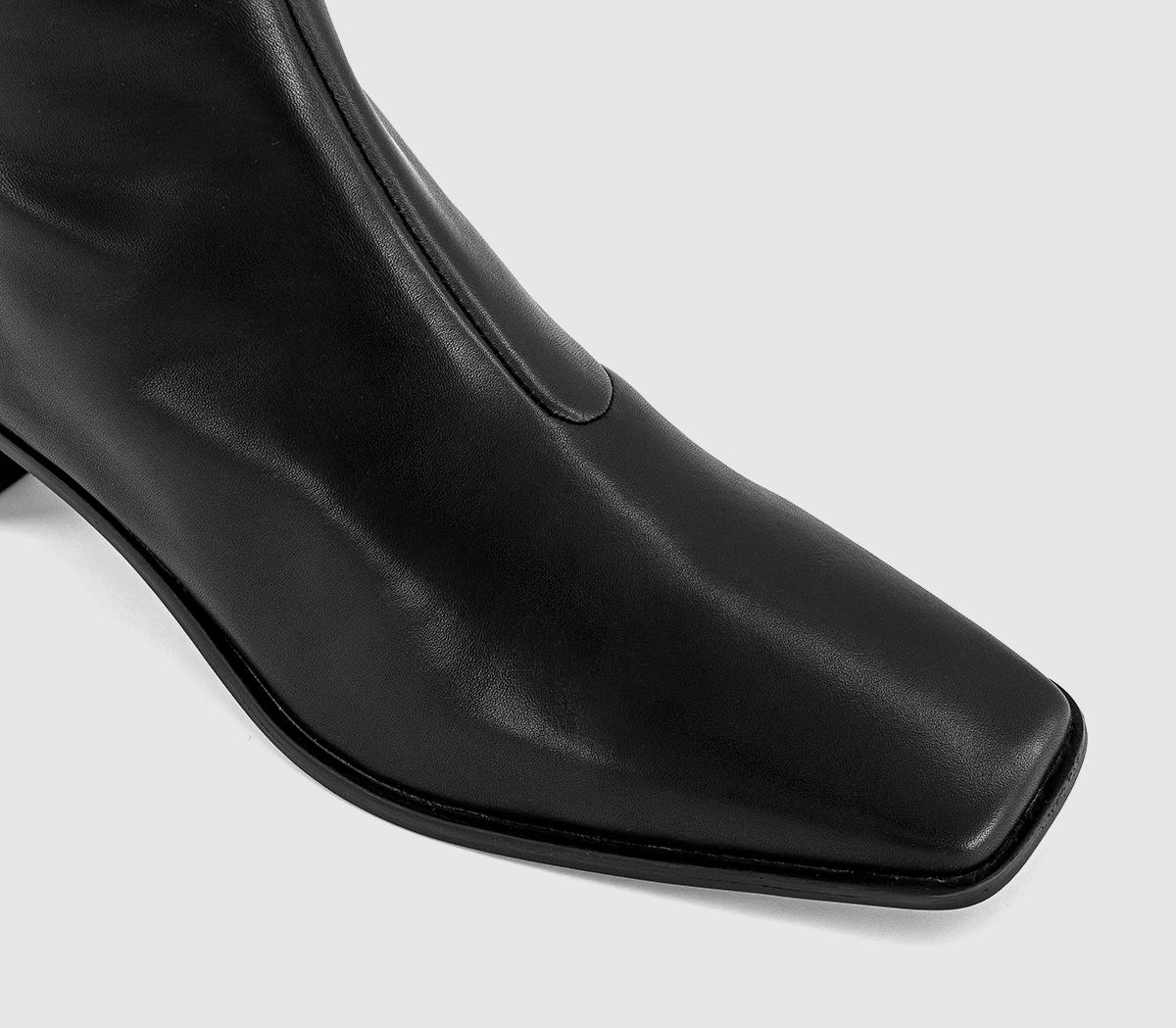 Vagabond ShoemakersFay Ankle BootsBlack Leather