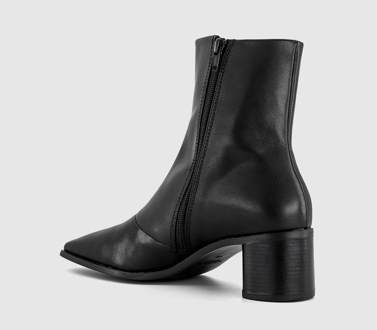 Vagabond ShoemakersFay Ankle BootsBlack Leather