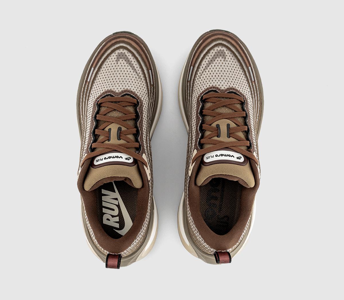 Nike Vomero Plus Trainers Off Noir Pecan Phantom Natural Cacao Wow ...