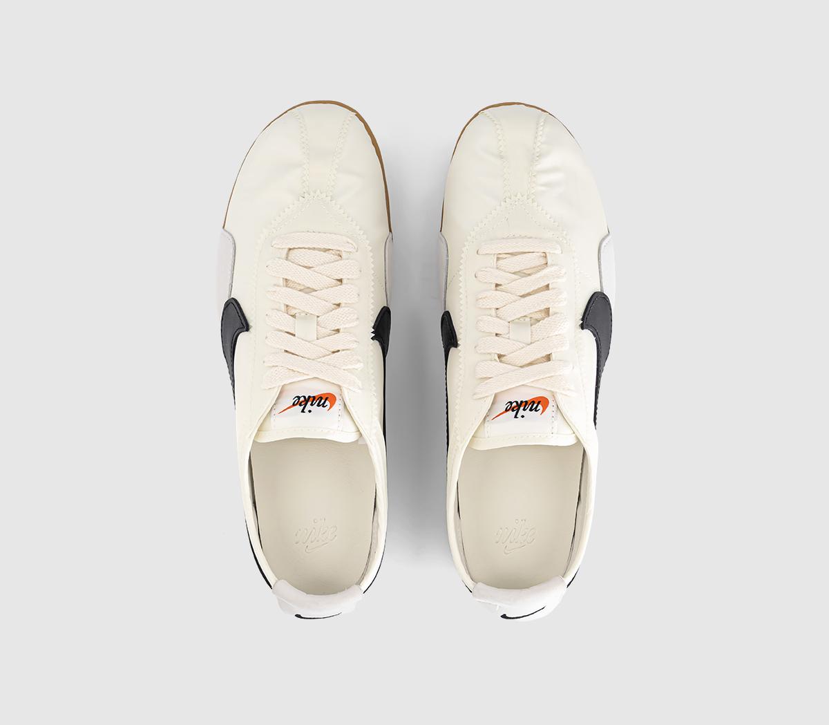 NikeMoon Shoe TrainersSail Black
