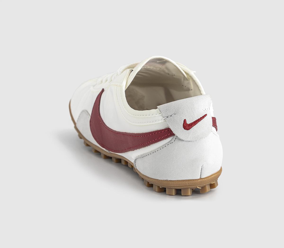 NikeMoon Shoe TrainersSummit White Team Crimson Gum Light Brown