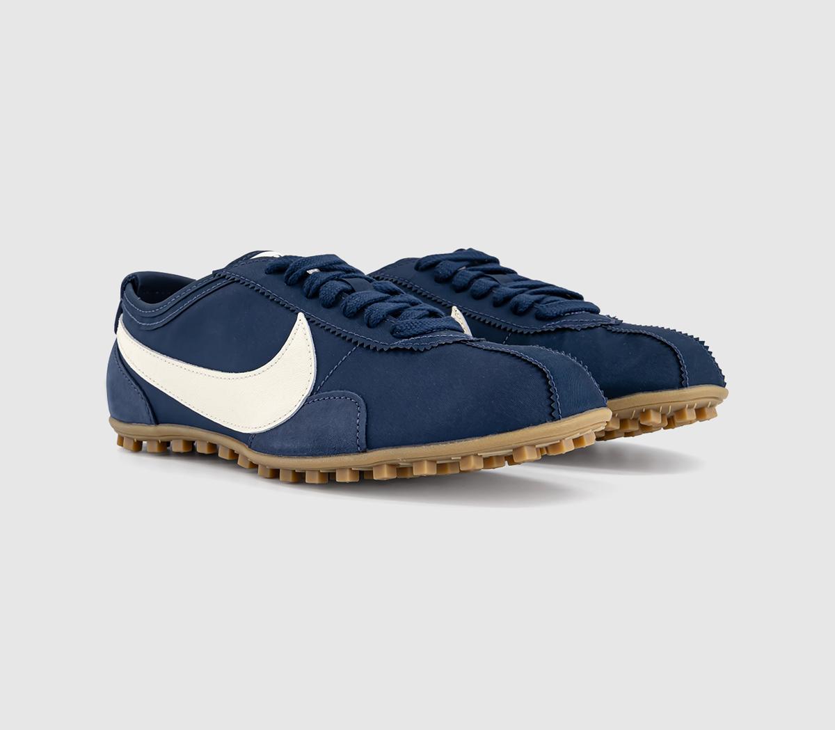 NikeMoon Shoe TrainersMidnight Navy Soft Pearl Gum Light Brown