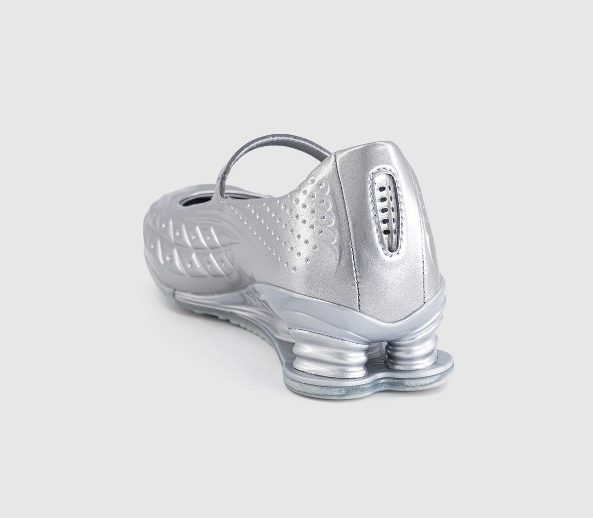 NikeShox Z Calistra TrainersMetallic Silver Metallic Silver
