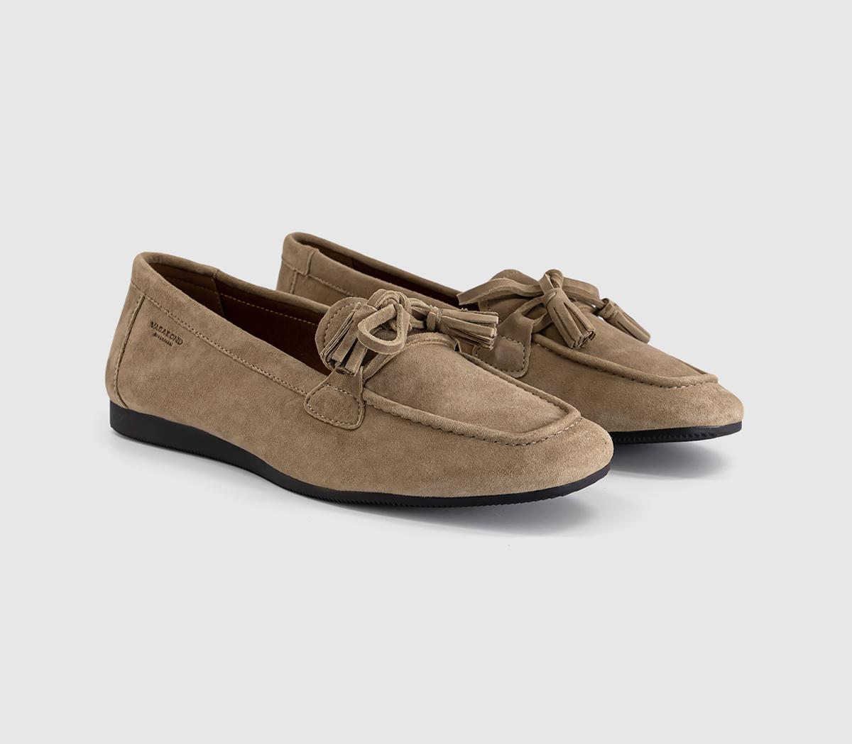 Vagabond ShoemakersHilary Tassel Ballet PumpsNoughat