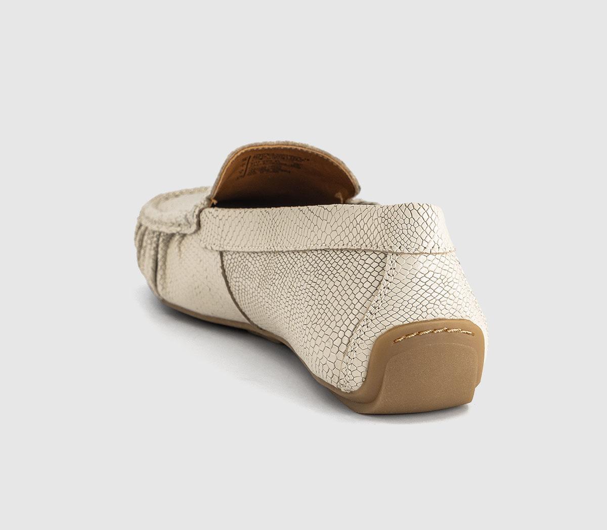 Vagabond ShoemakersMika Driver LoafersCream Embossed