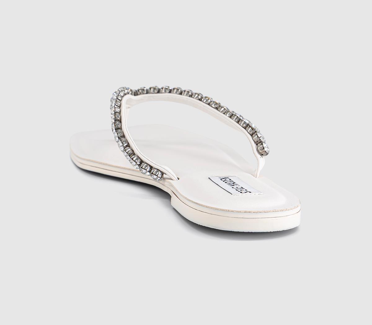 Steve MaddenKustom Flip FlopsWhite