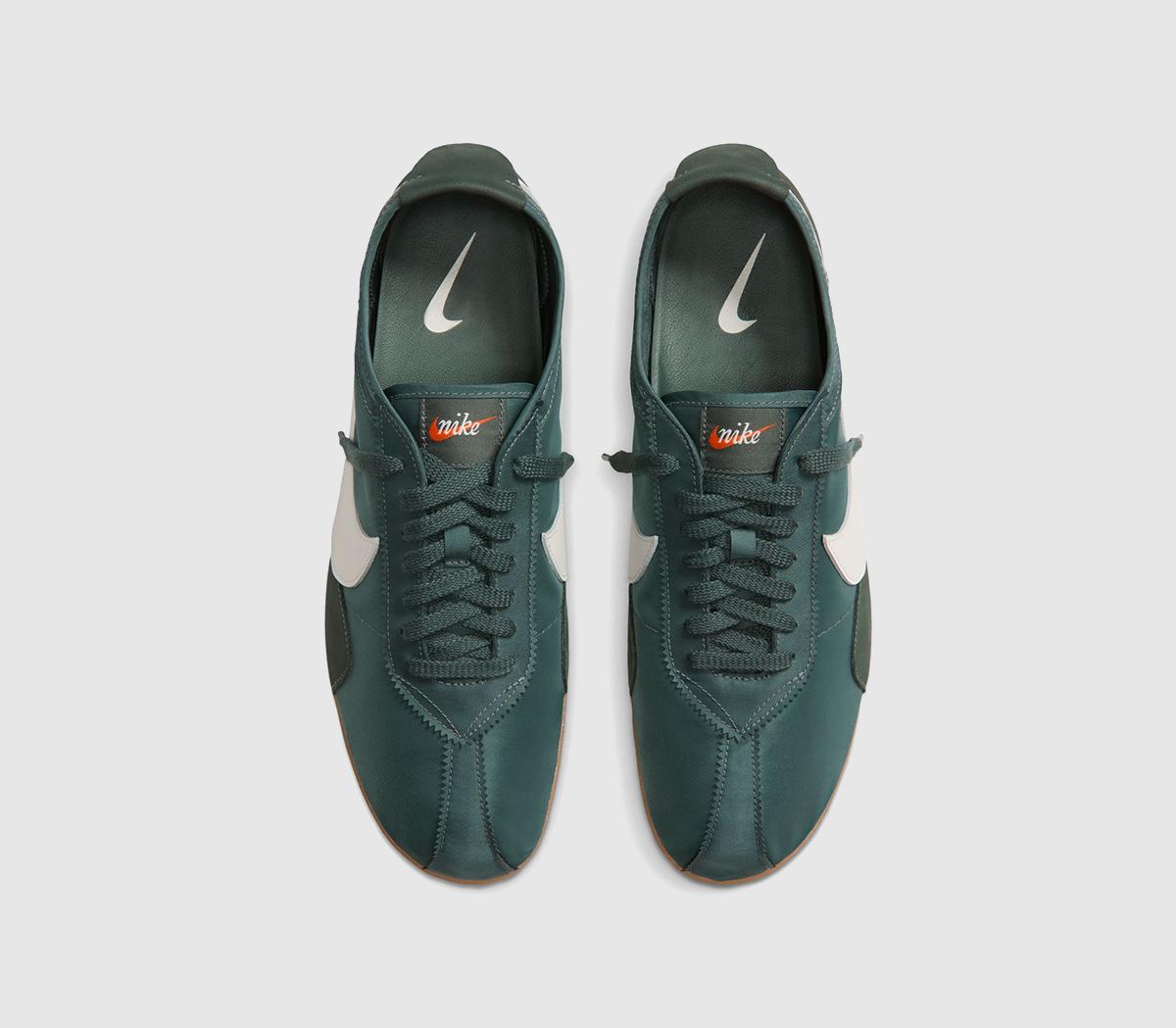 NikeMoon Shoe TrainersVintage Green Sail Gum Light Brown Black