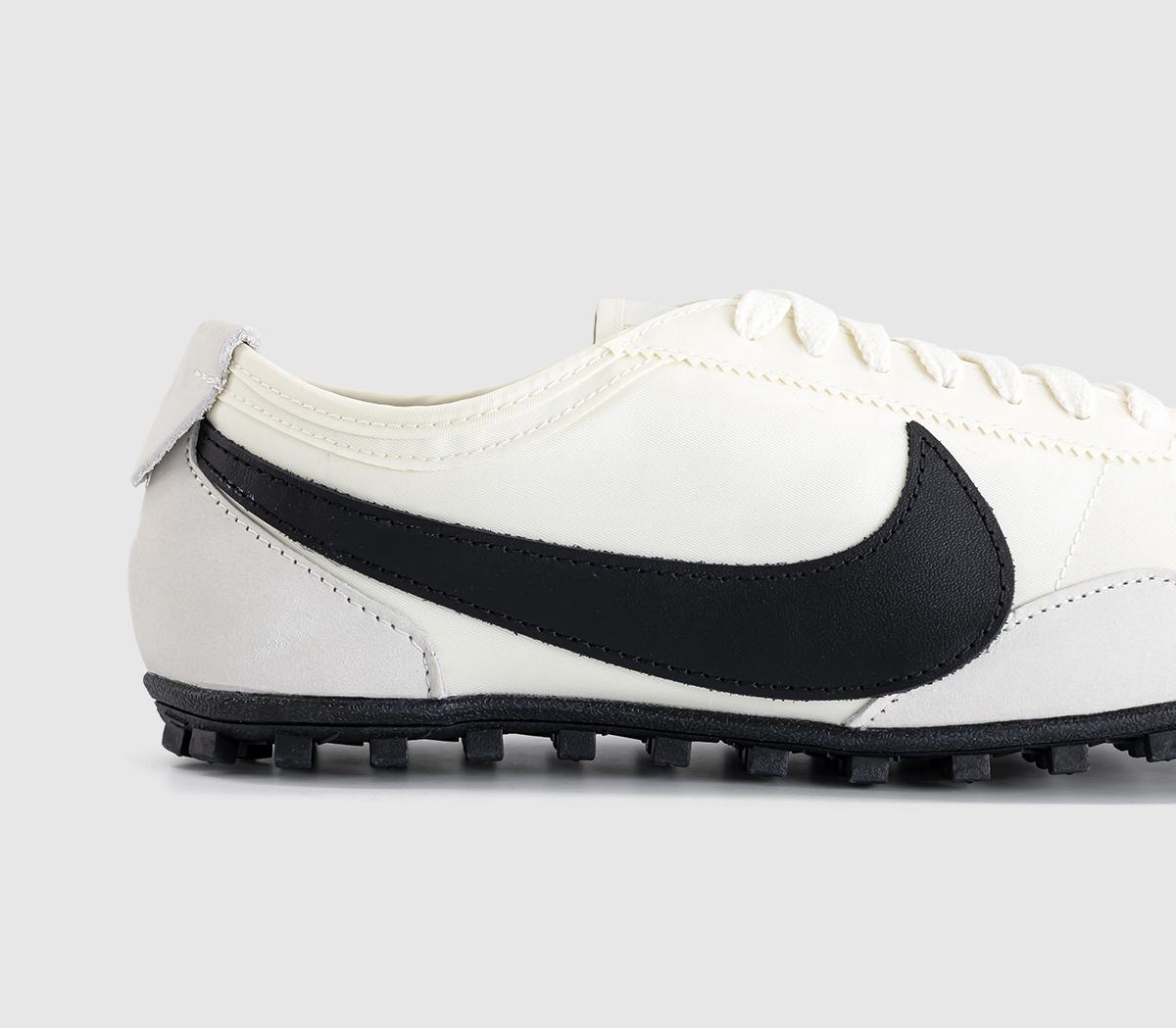 NikeMoon Shoe TrainersSail Black Sail