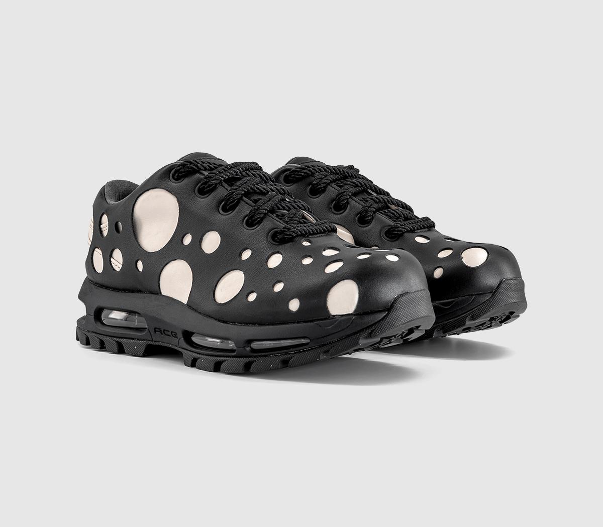 NikeAir Max Goadome Low TrainersBlack White Holes