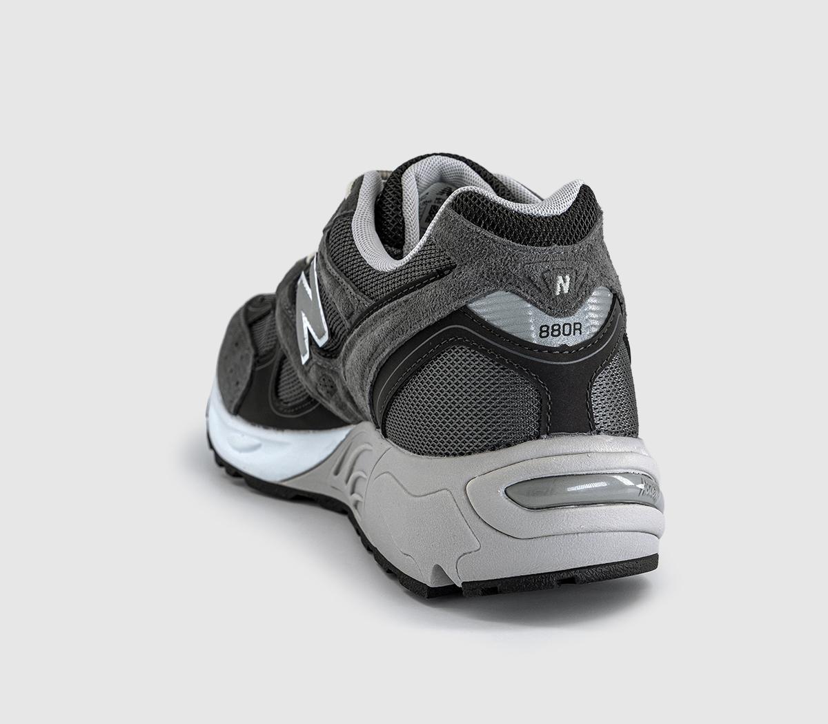 New Balance880R TrainersSlate Grey  Magnet