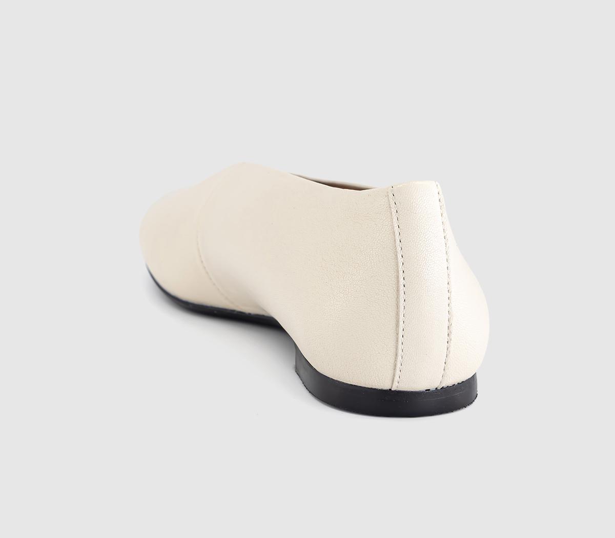 Vagabond ShoemakersAleya Ballet PumpsCream