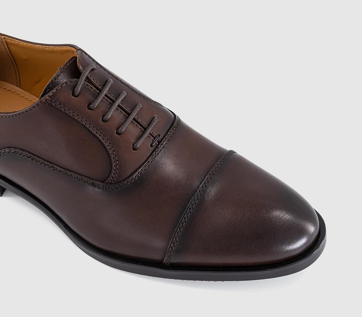 OFFICEMoorfield Toe Cap Oxford ShoesBrown Leather