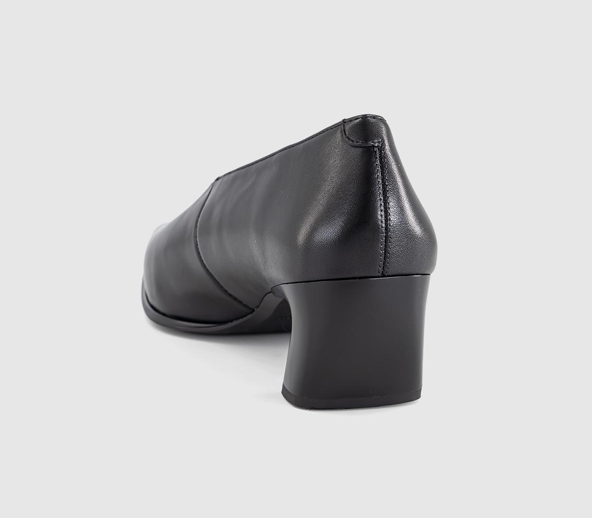 Vagabond ShoemakersIlona Heeled MulesBlack Leather