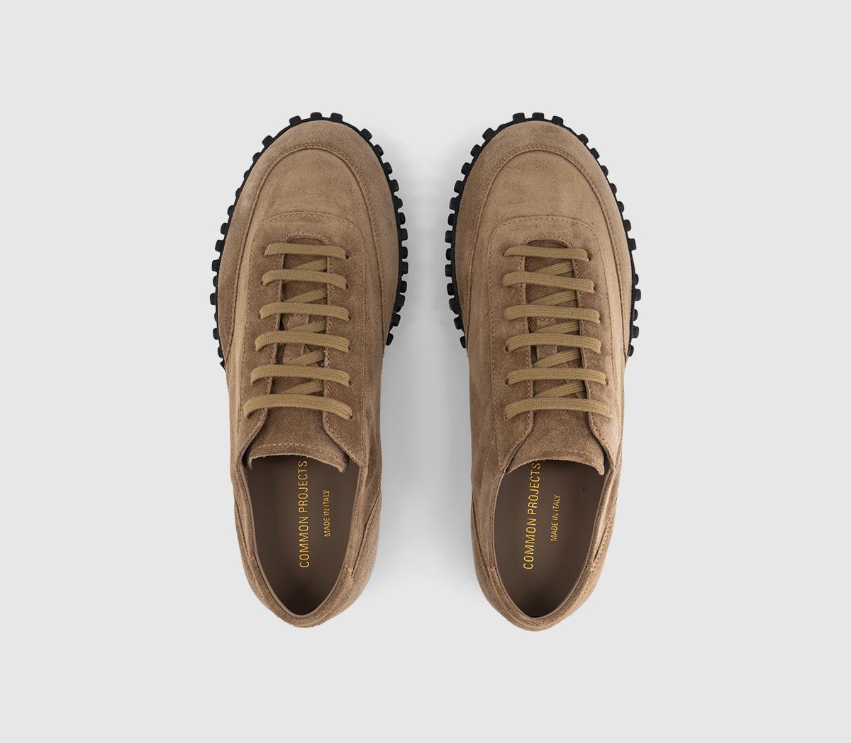 Common ProjectsMinimal Runner Seventy TrainersTan Suede