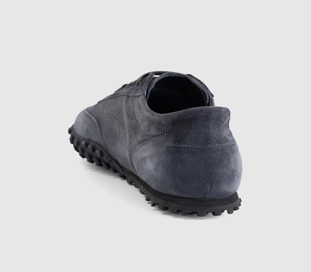 Common ProjectsMinimal Runner Seventy TrainersOff Black Suede