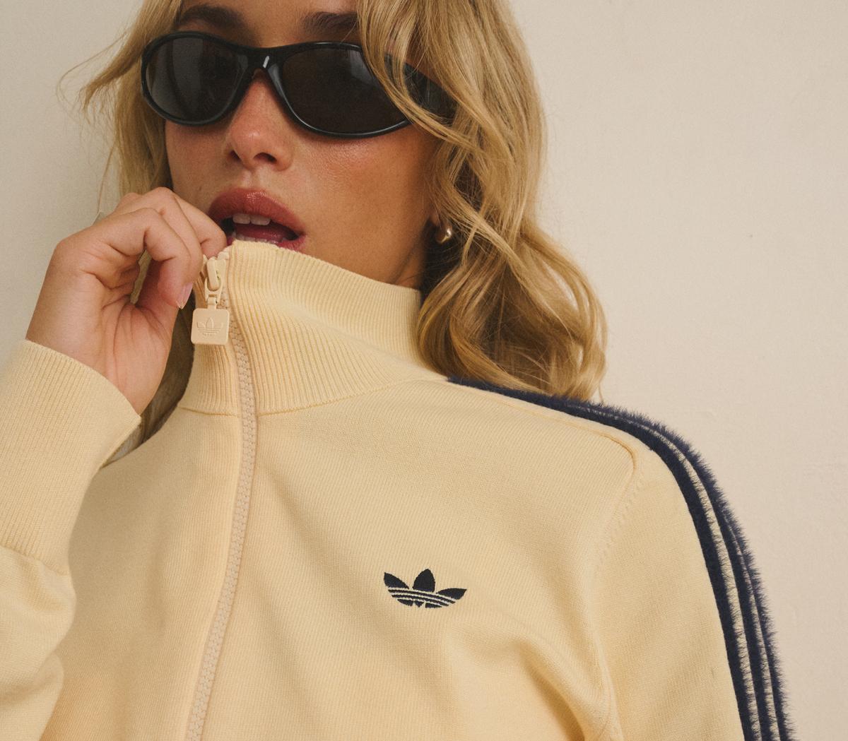 adidasadidas Knit Fluffy Track TopWarm Vanilla Night Indigo