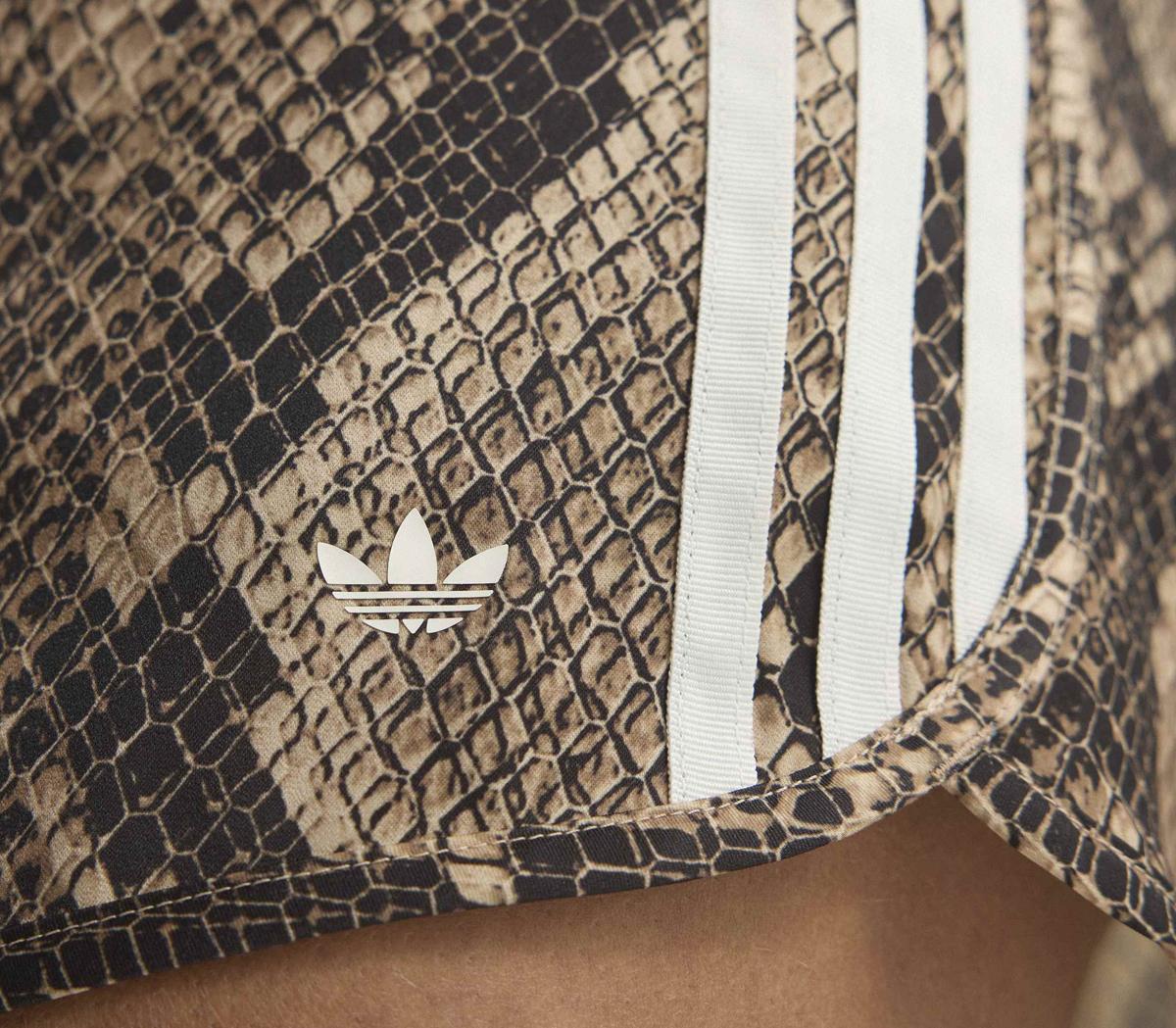 adidasadidas Snake ShortsEarth Strata Aurora Coffee