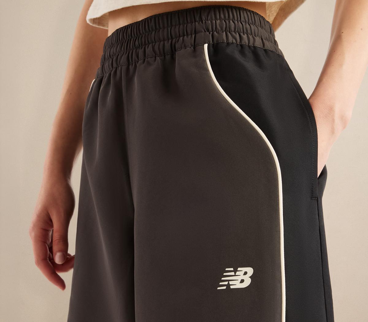 New BalanceTrackside Woven PantBlack Cement