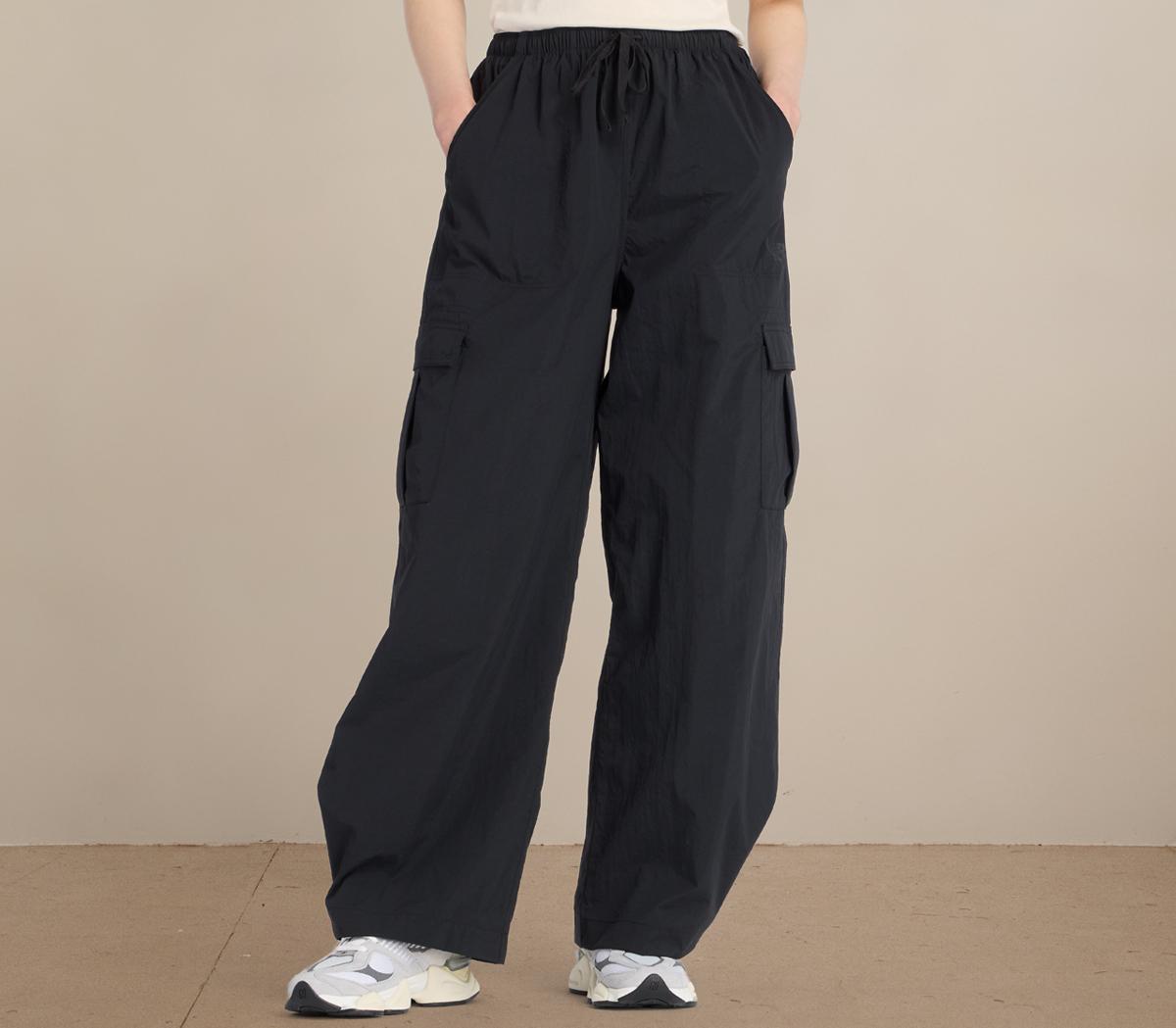 New BalanceWoven Cargo PantsBlack