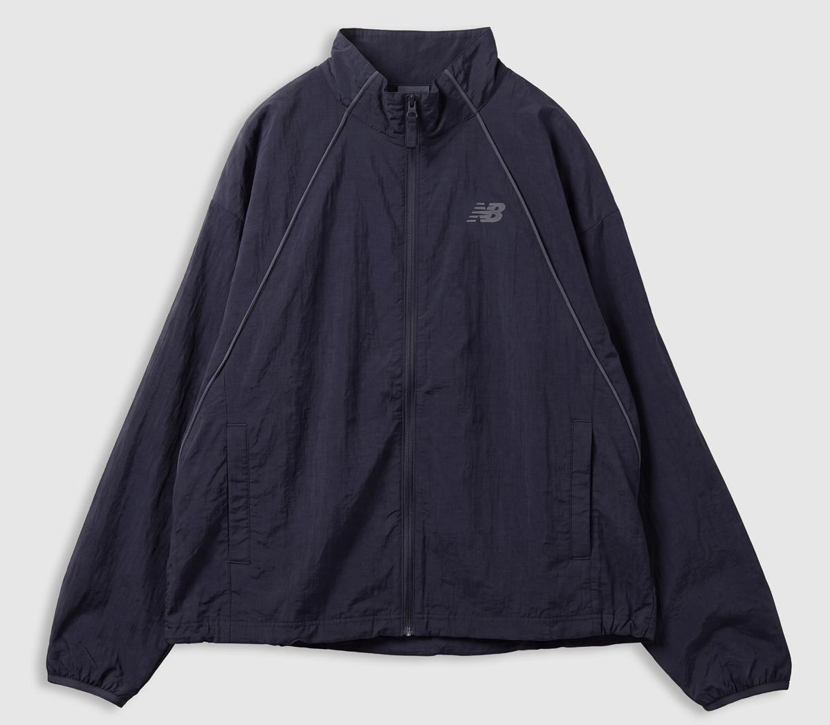New BalanceNB Sport Legacy Graphic Long SleeveDark Night