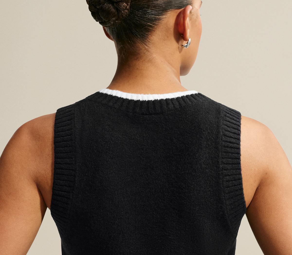 NikeNike Knit VestBlack White