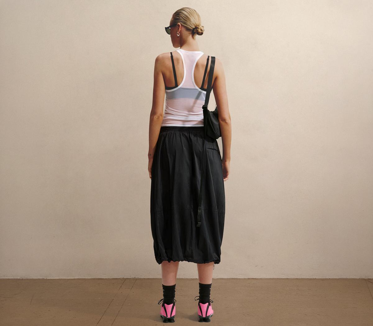 NikeNike Sheer TankWhite Black