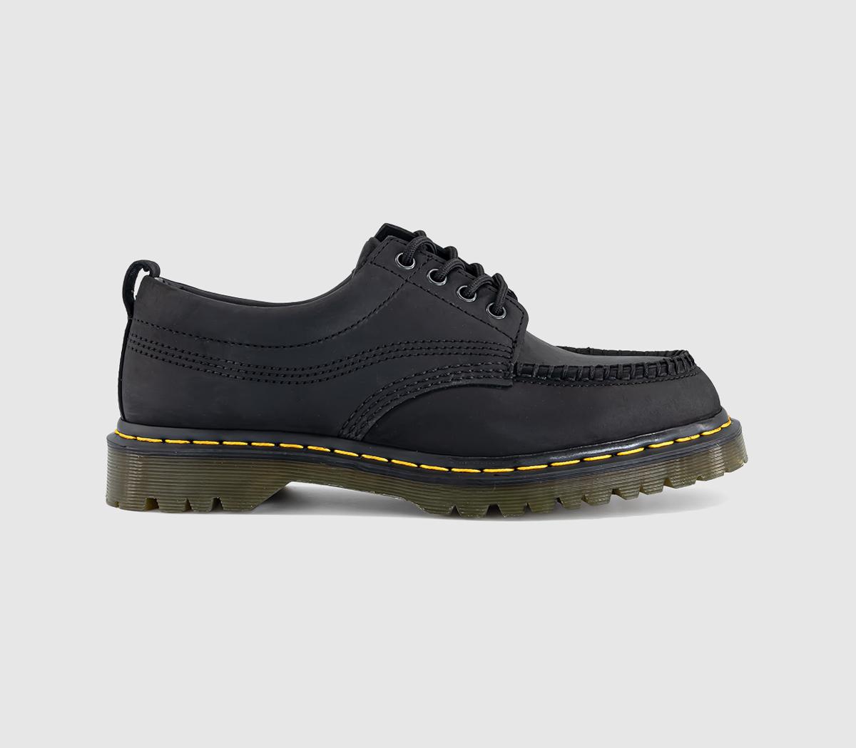 Dr. MartensLowell Chukka bootsBlack