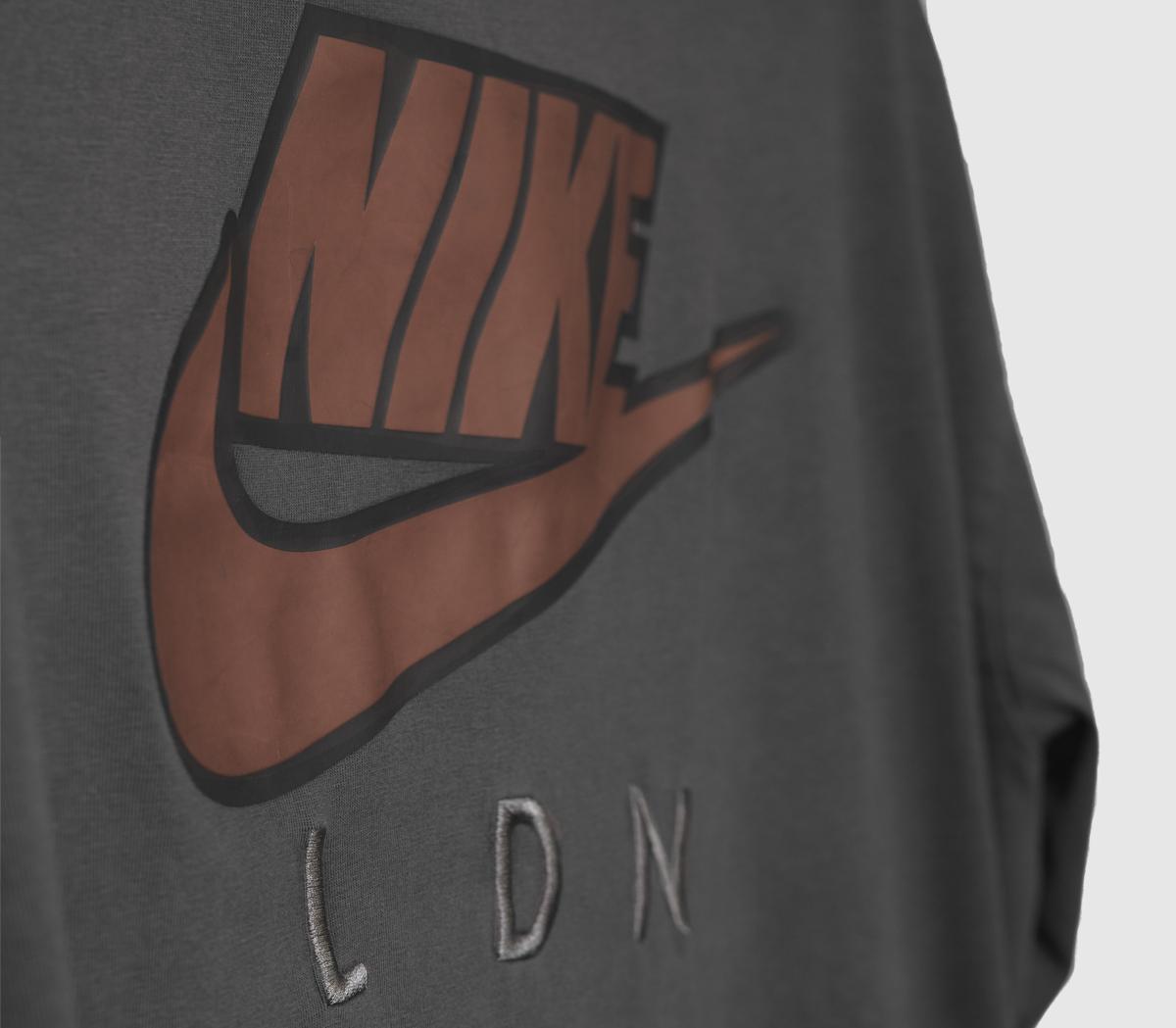 JordanMj Flight LDN TeeBlack
