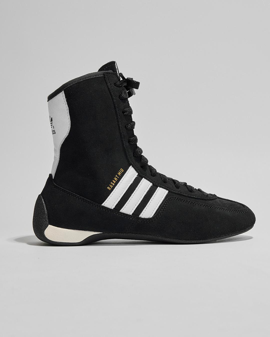 Sneakers Culture Community Trainers at OFFSPRING