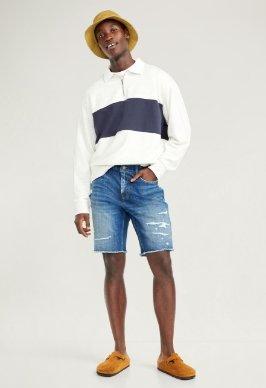 Shorts tipo Cargo Relaxed Lived-In Old Navy para Hombre