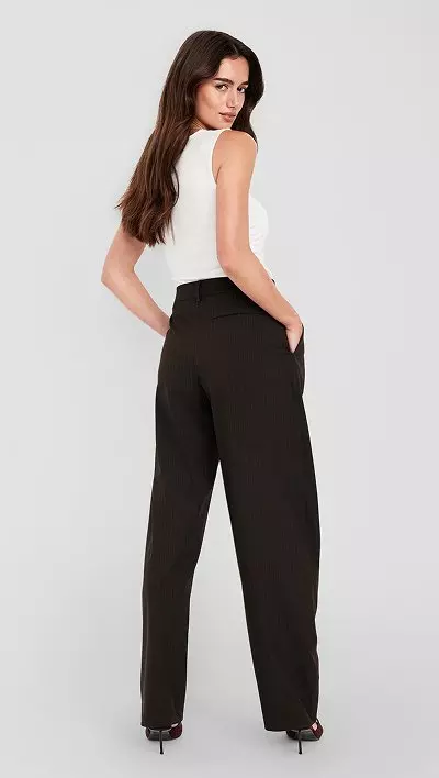 Barrel pants.