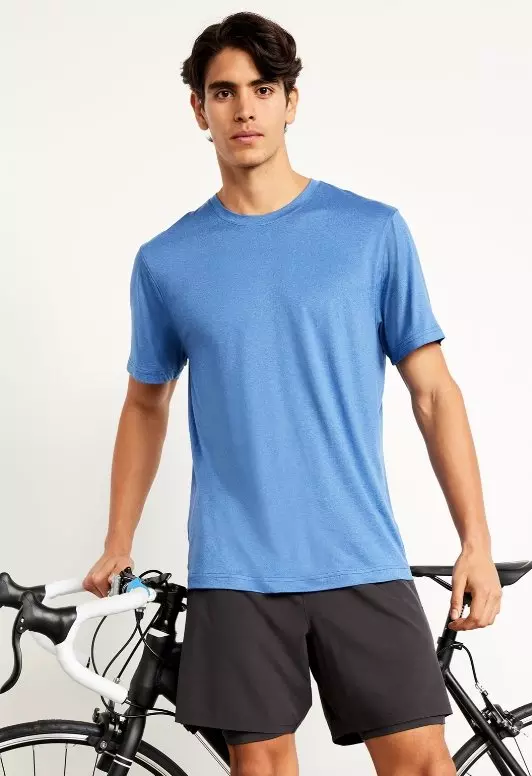 A male model wears Old Navy activewear.