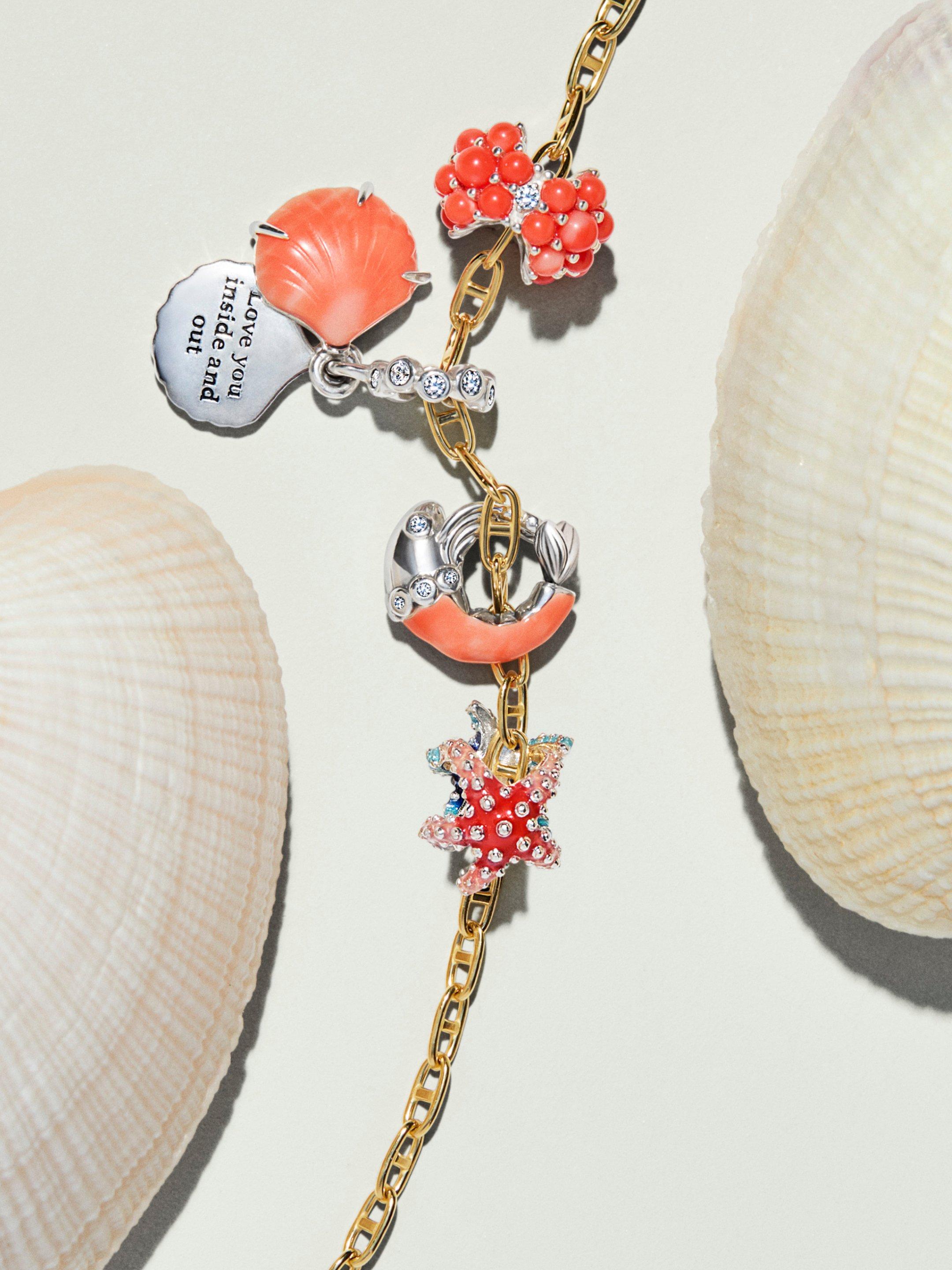 Pandora Moments | ジュエリーコレクション | Pandora JP