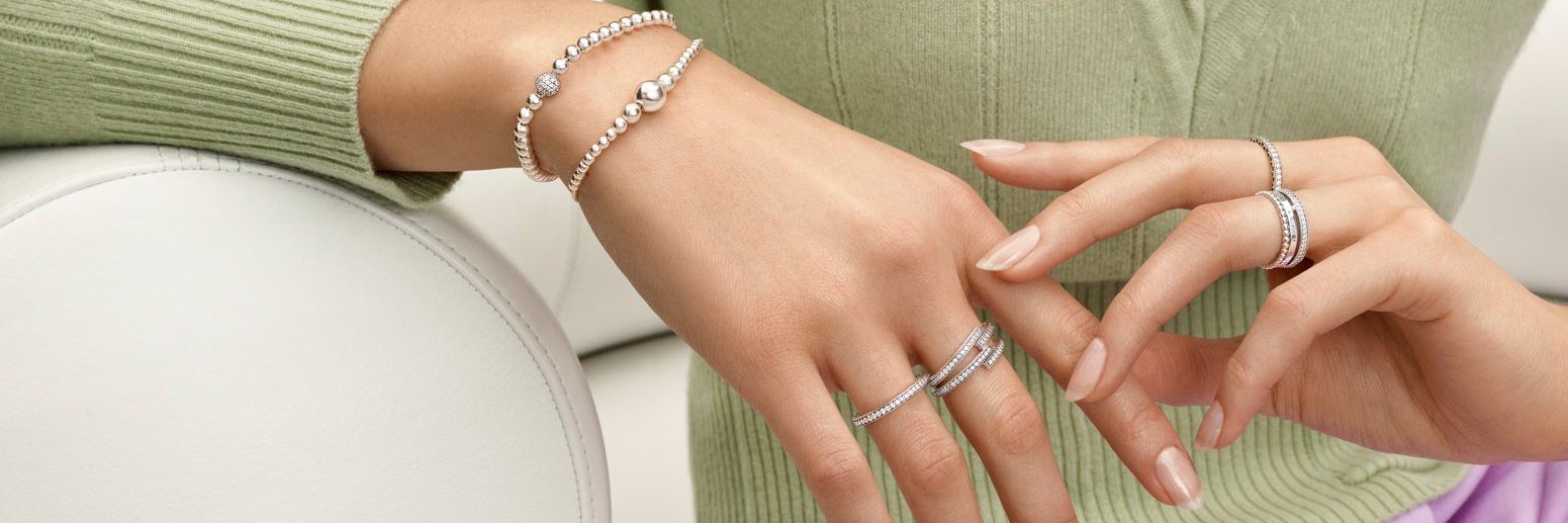 Jewelry - Bangles & Bracelets - Page 1 - Navika USA, Inc.