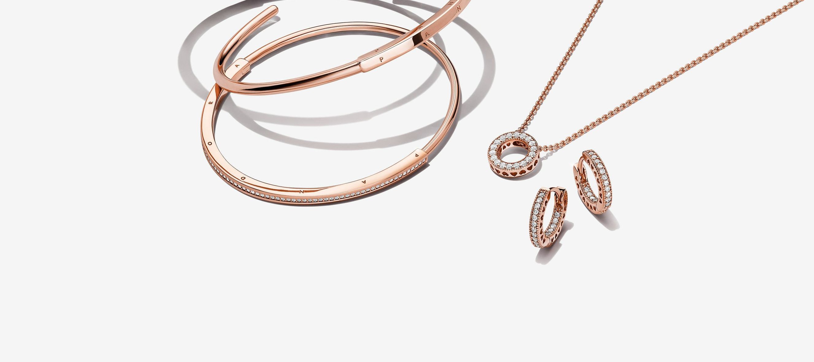 Does pandora rose tarnish 2025