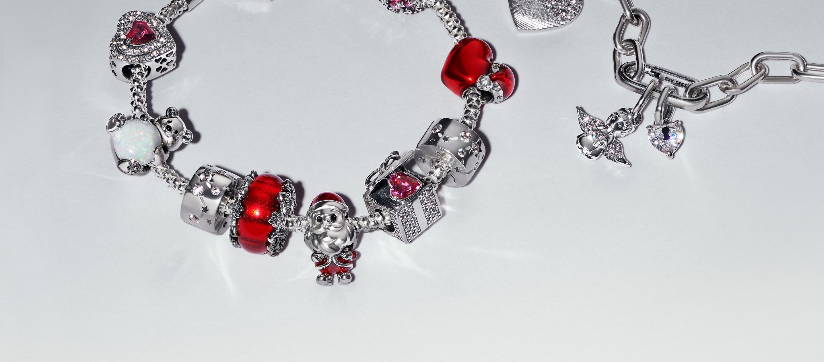 Pandora JP | パンドラ公式オンラインストア：ジュエリー&アクセサリー