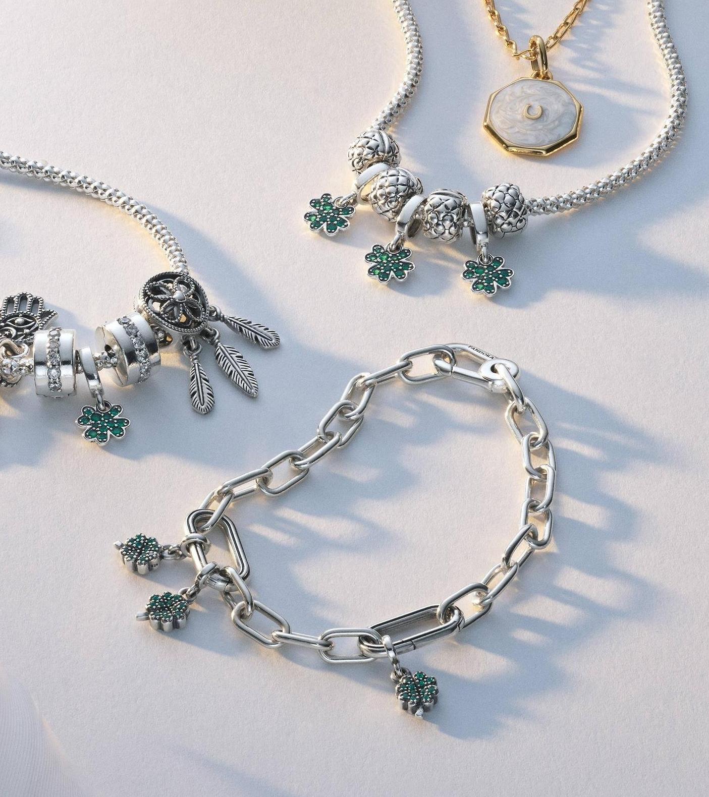 Pandora aquarius charm 2025