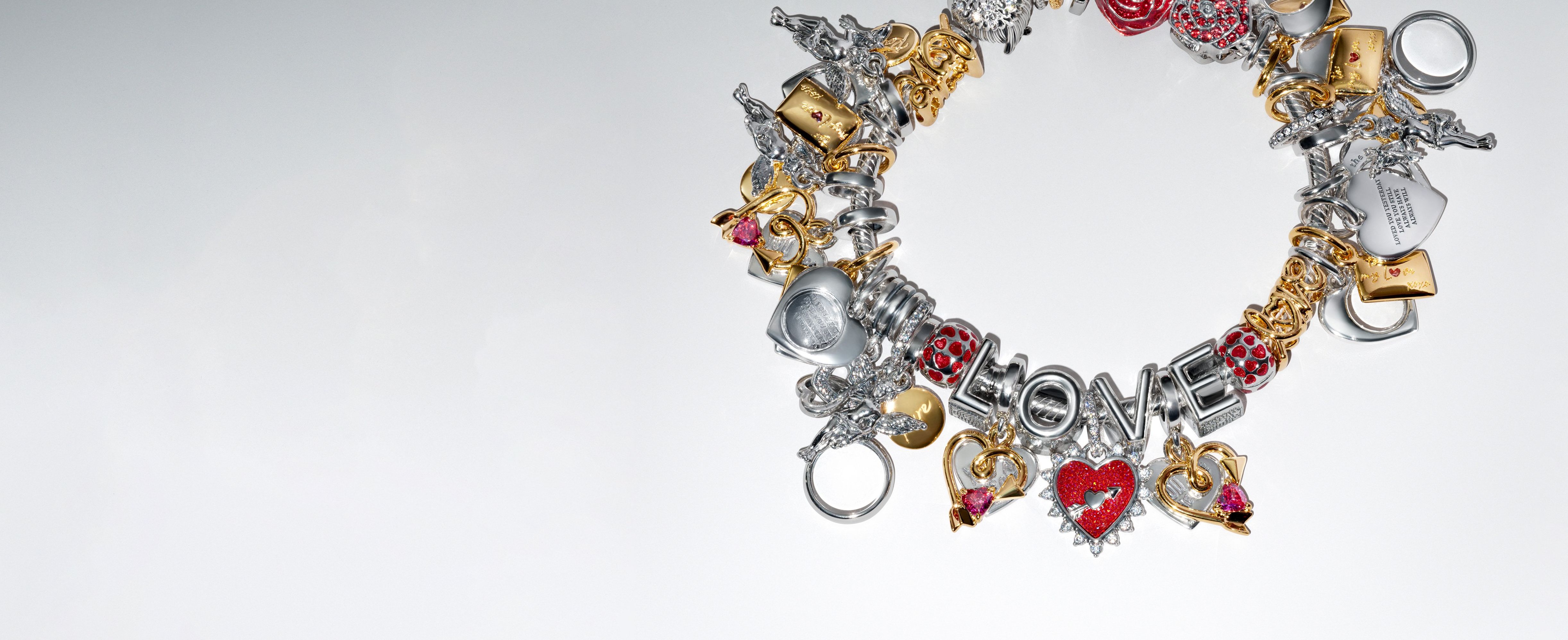 Valentinstag 2025 Gratis Schmuck ab 99 CHF Einkauf Pandora CH