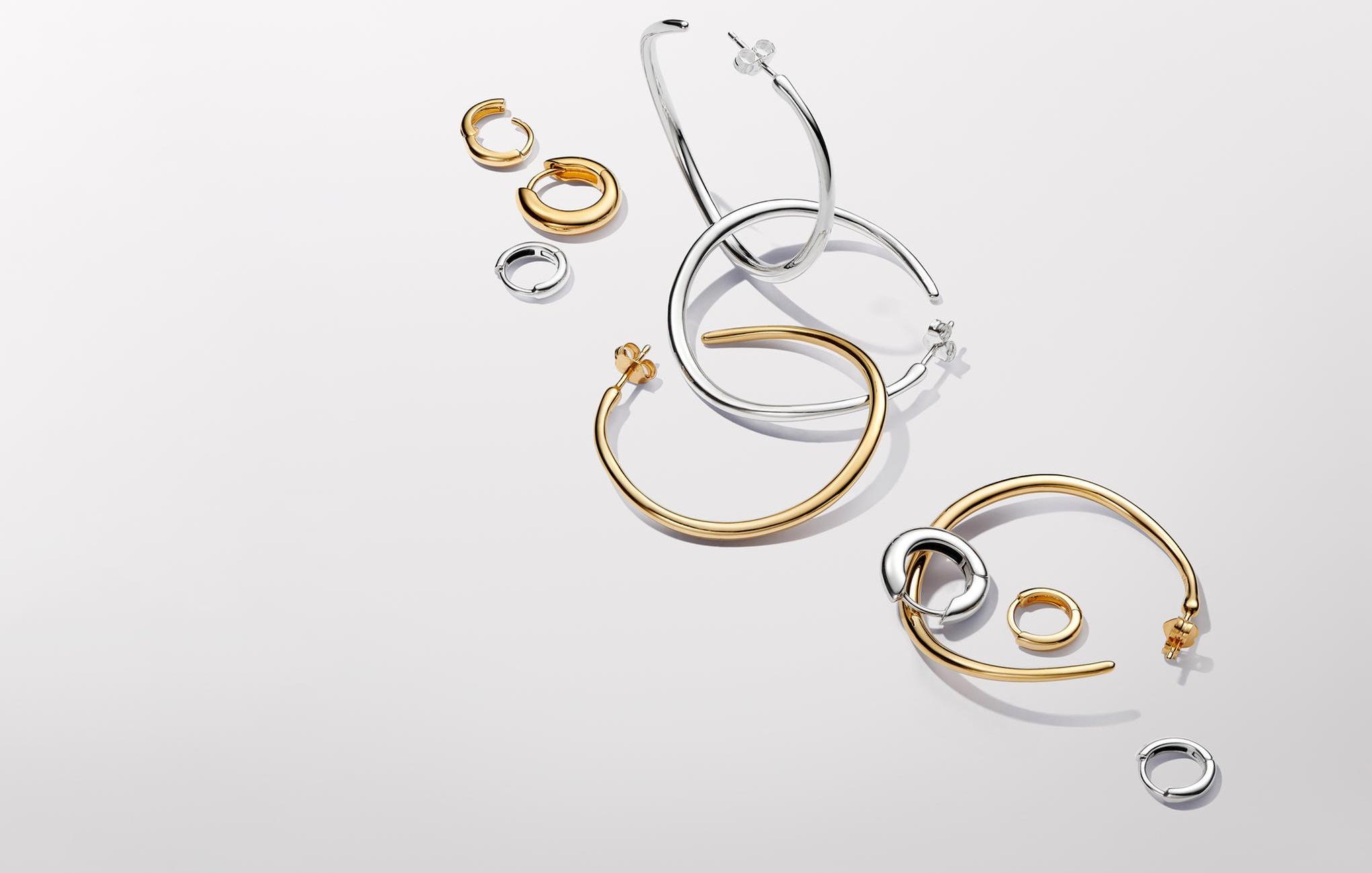 SINGULARU - Orecchini Drop Narciso. Argento Sterling con Placcatura Oro 18Kt. Chiusura a Pressione. Gioielli da Donna