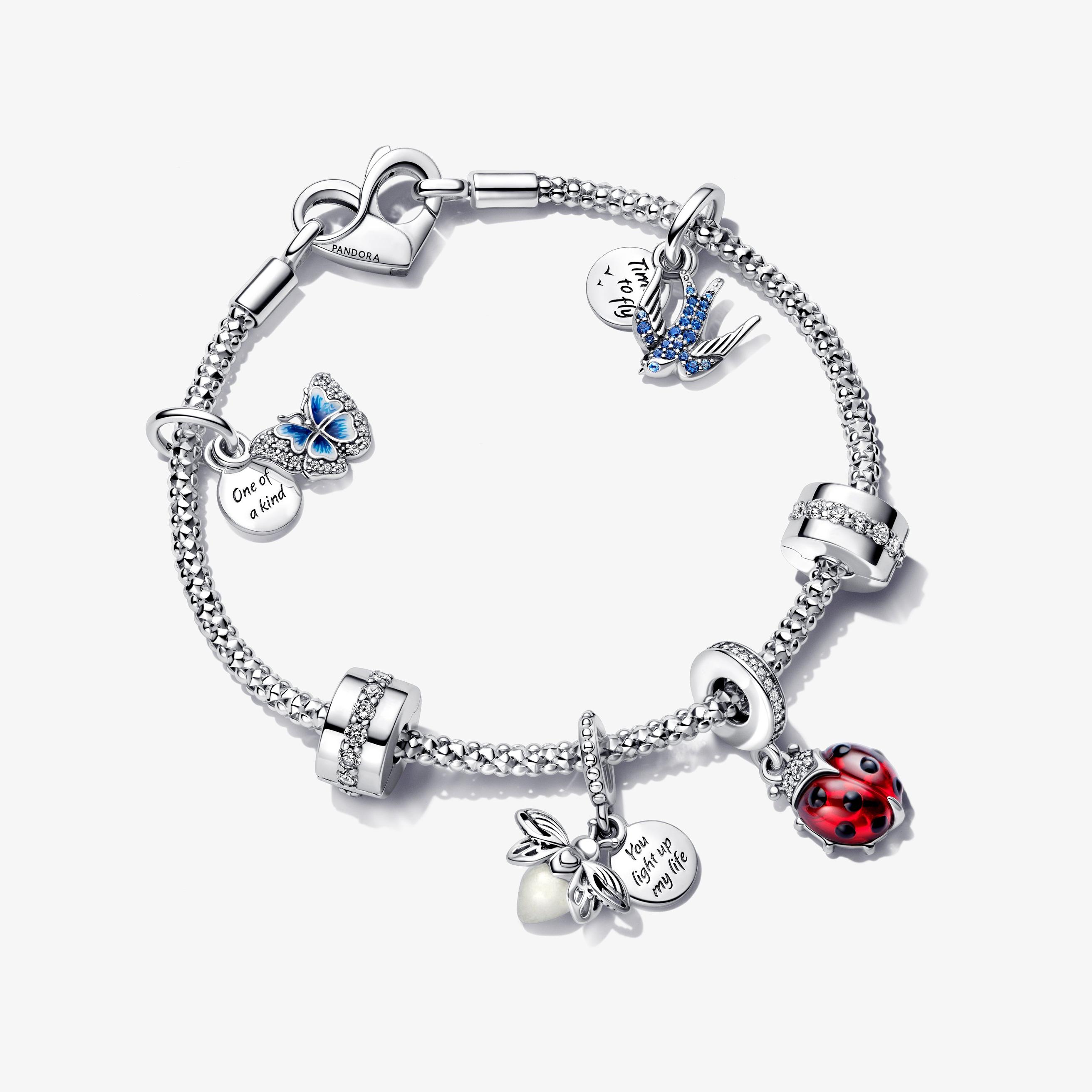 スターリングシルバーのPandora Momentsスプリングコレクションチャームブレスレット